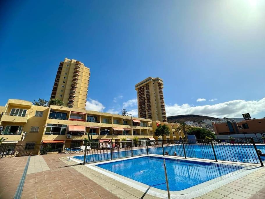 Las Vistas Beach Los Cristianos 2 Swimming Pools Ngoại thất bức ảnh